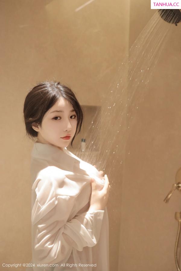   [XiuRen]高清写真图 2024.04.16 No.8400 陈小花 美胸性感第36张图片
